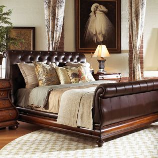  570-267 Gentlemans  Leather Sleigh King Bed (침대+협탁)