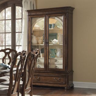 204242 CotswoldDisplay Cabinet
