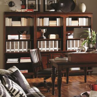 i20-332Door Bookcase