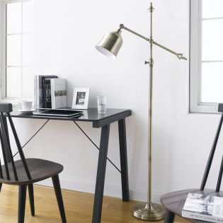 L77647Floor Lamp