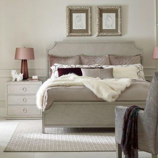 Cinema 7200-4105Queen Panel Bed