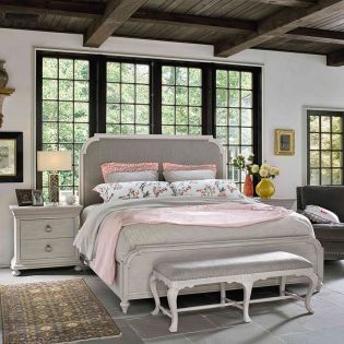 Elan 637310BQueen Upholstered Bed
