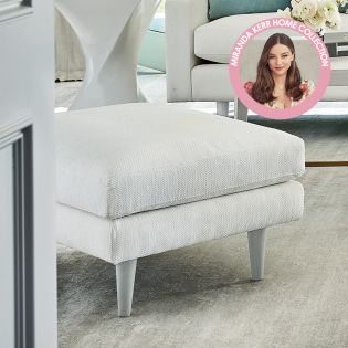 Miranda Kerr 956504Ottoman