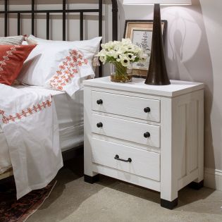 B5321-01Nightstand